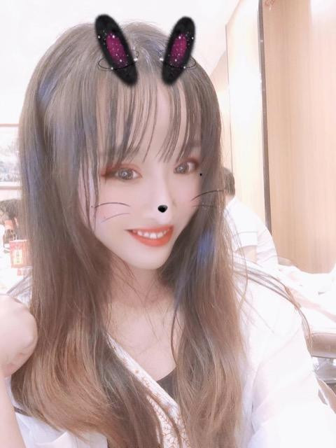 大奶服务系晴天娃娃